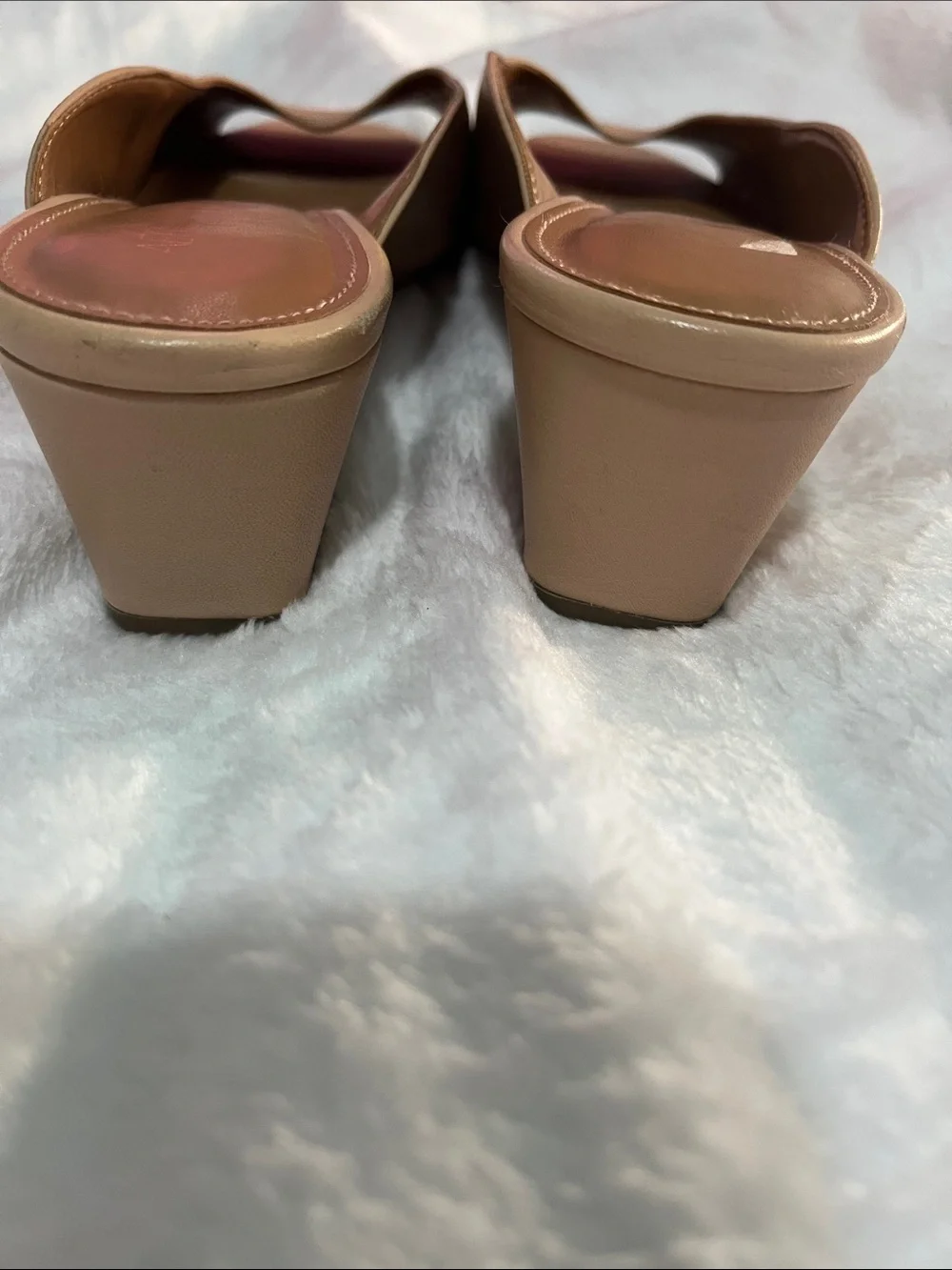 AEROSOLES Women's Open-Toe Tan Slide Mules